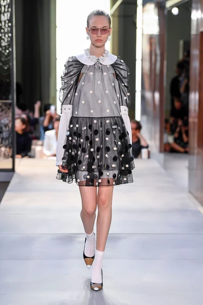 Look 71